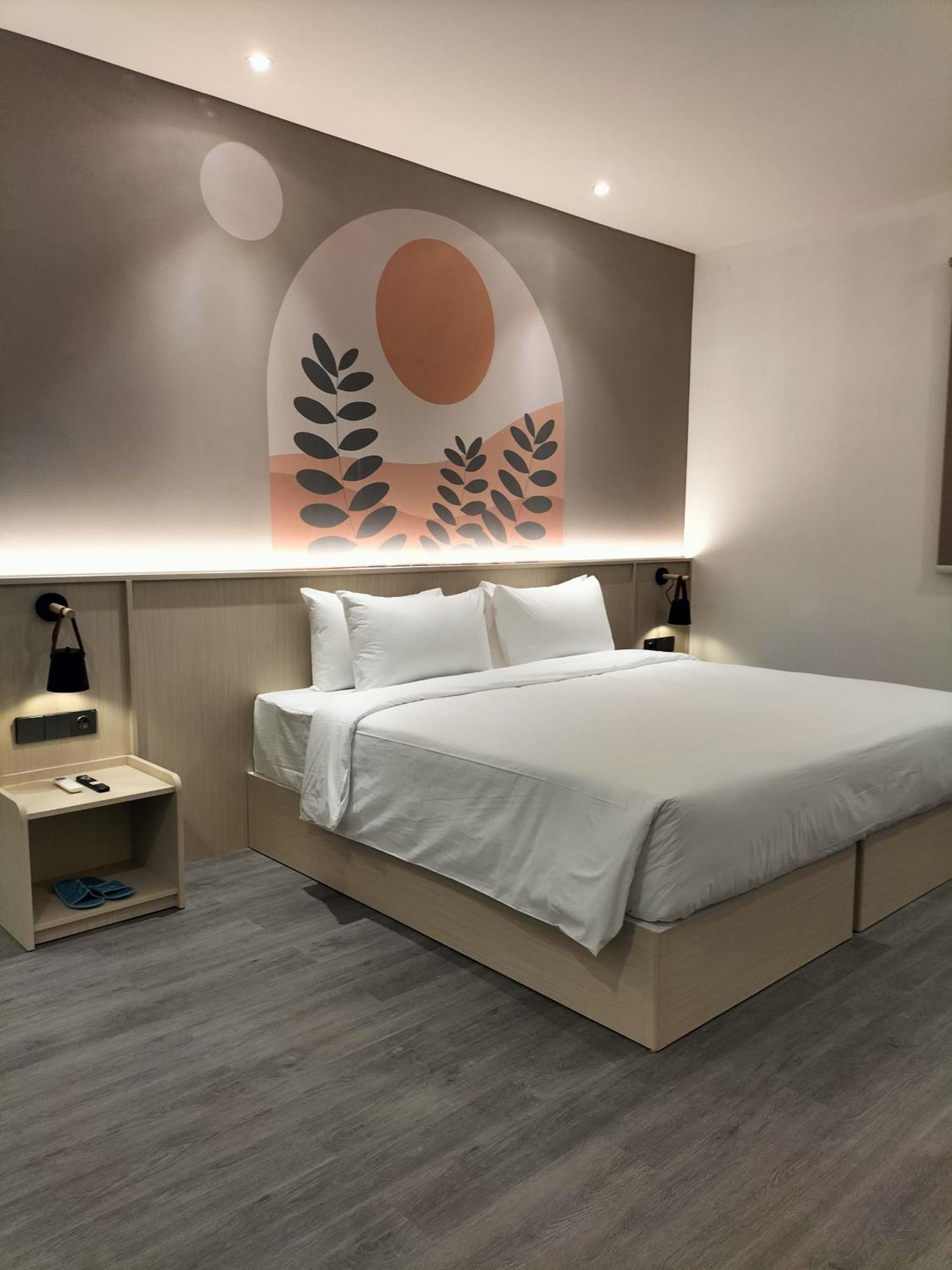 True Blue Hotel Menteng Giacarta Esterno foto