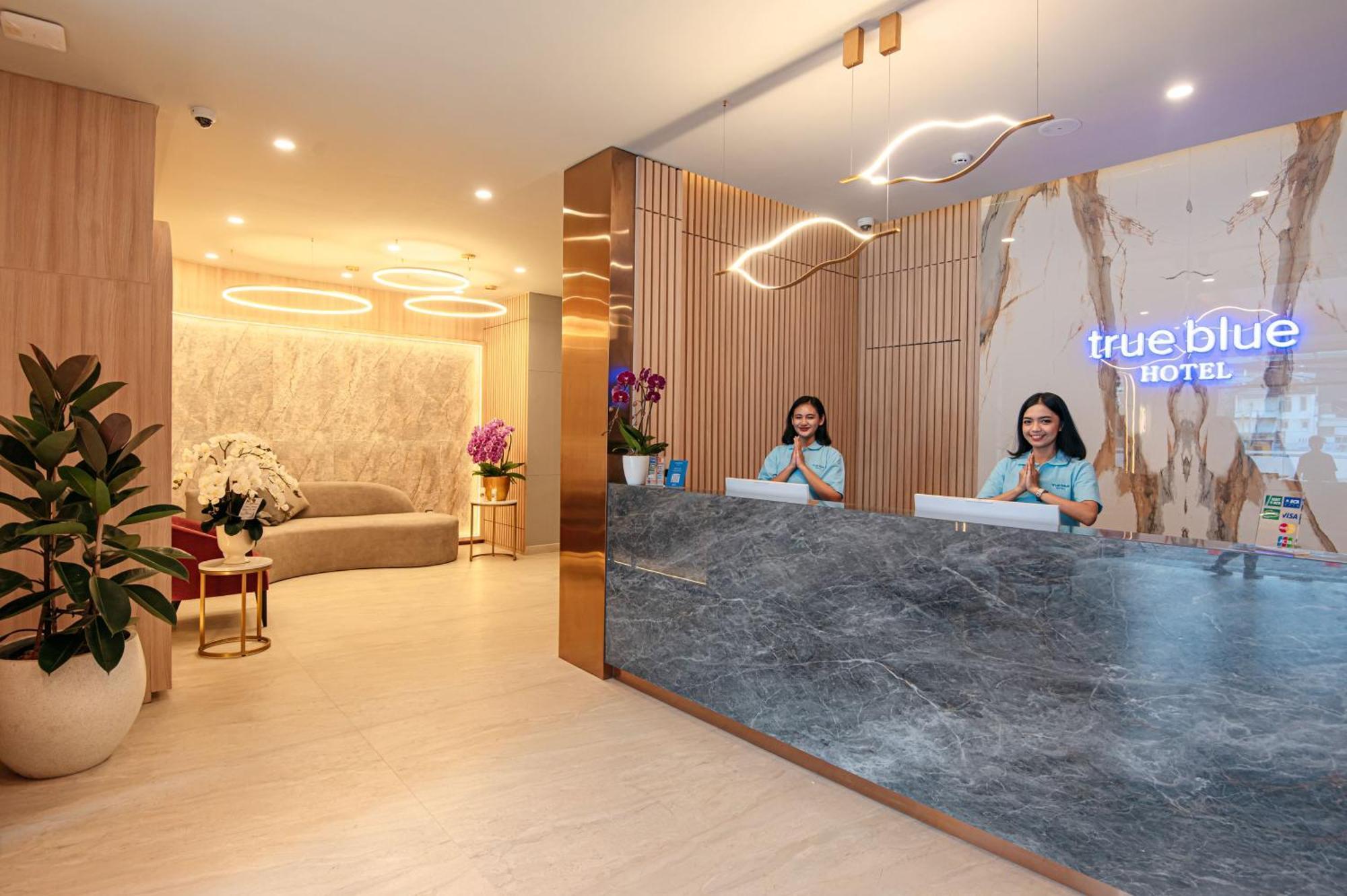 True Blue Hotel Menteng Giacarta Esterno foto