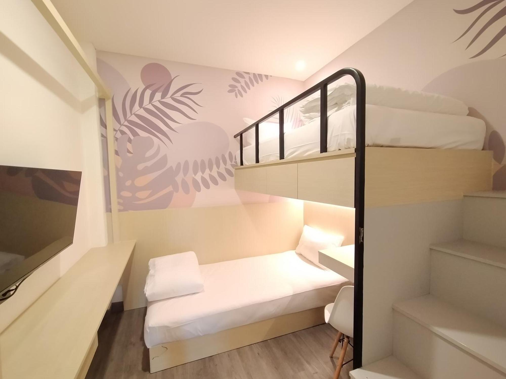 True Blue Hotel Menteng Giacarta Esterno foto