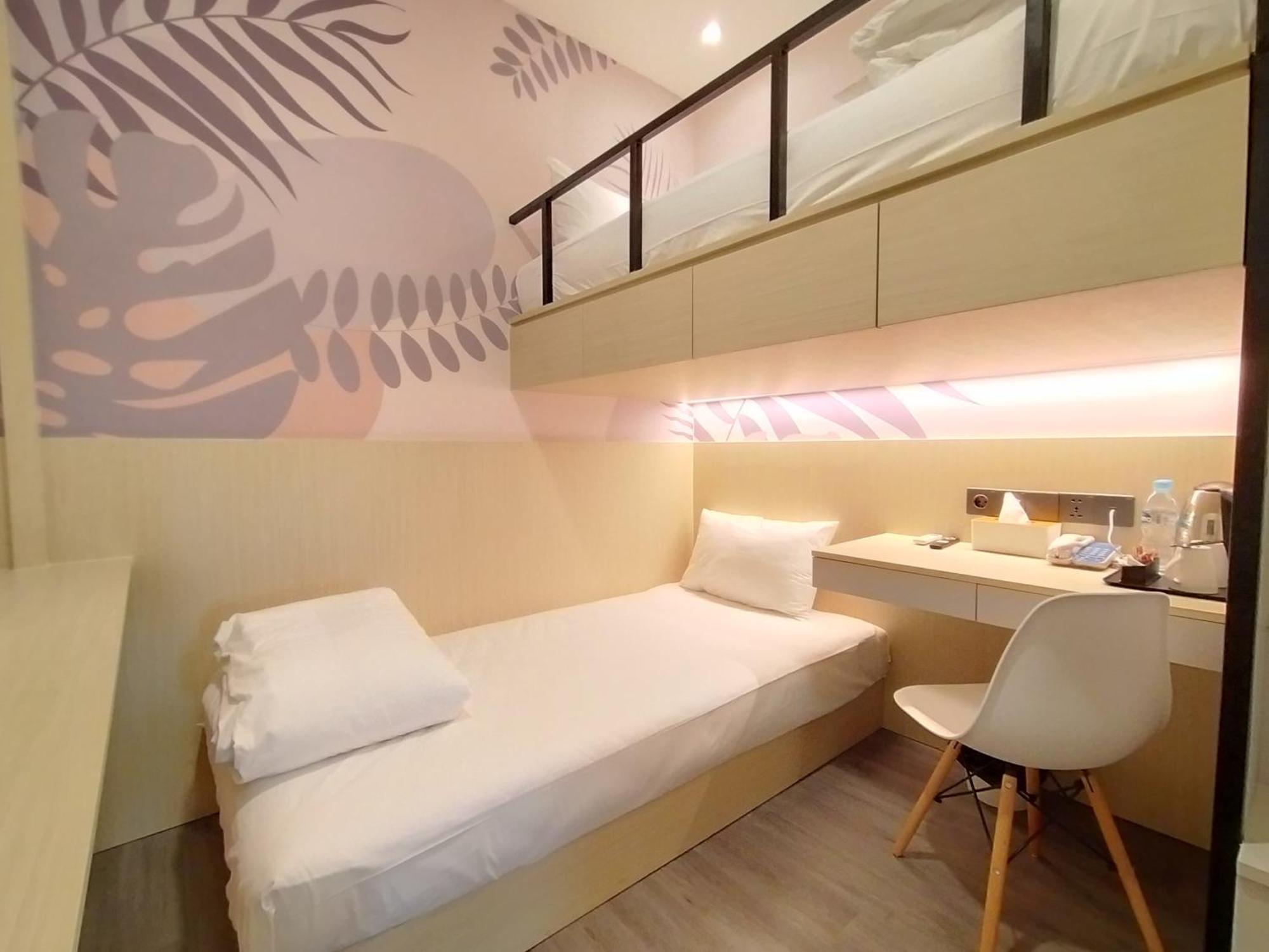True Blue Hotel Menteng Giacarta Esterno foto